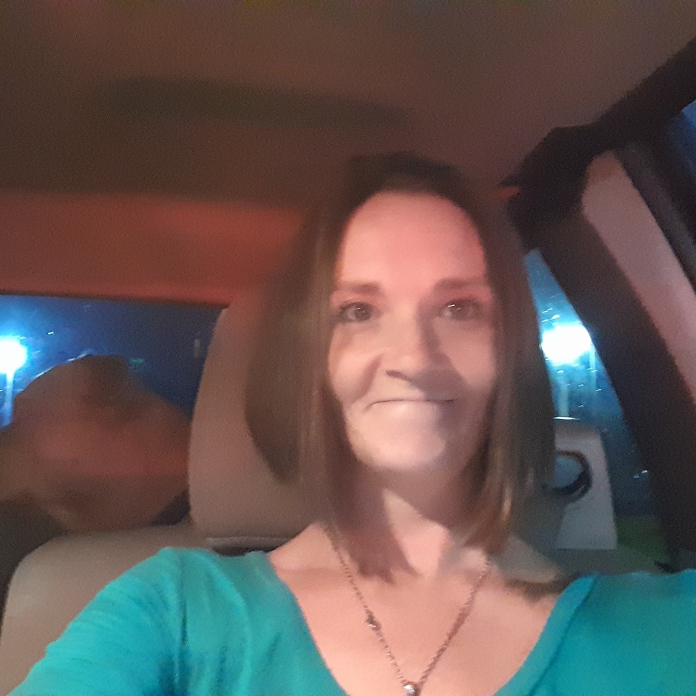 Meet your Posher, Leandrea